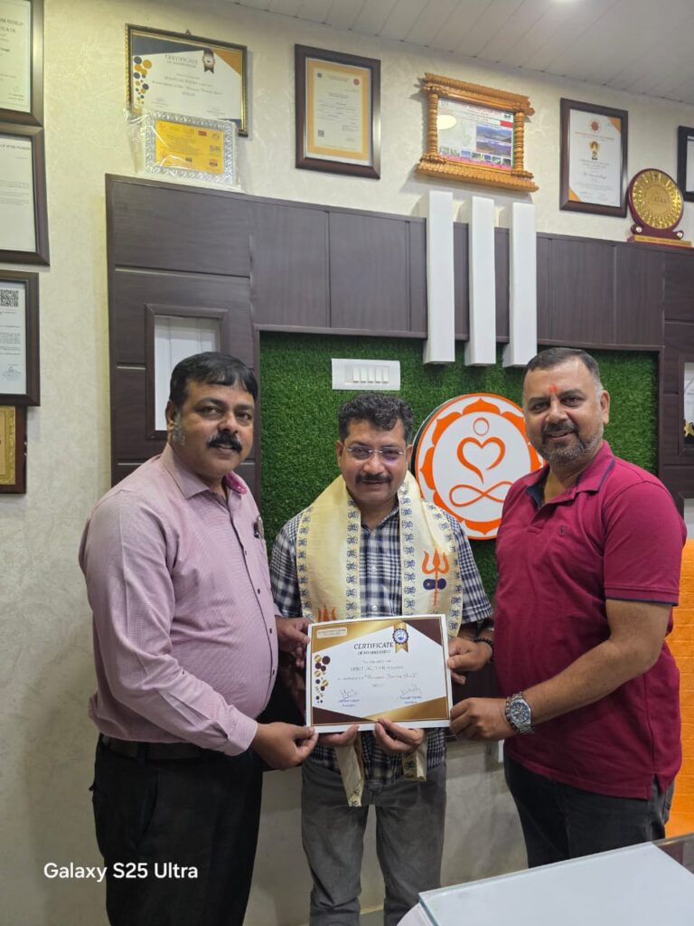 Certificate Distribution of Members of Varanasi Tourism Guild at the door