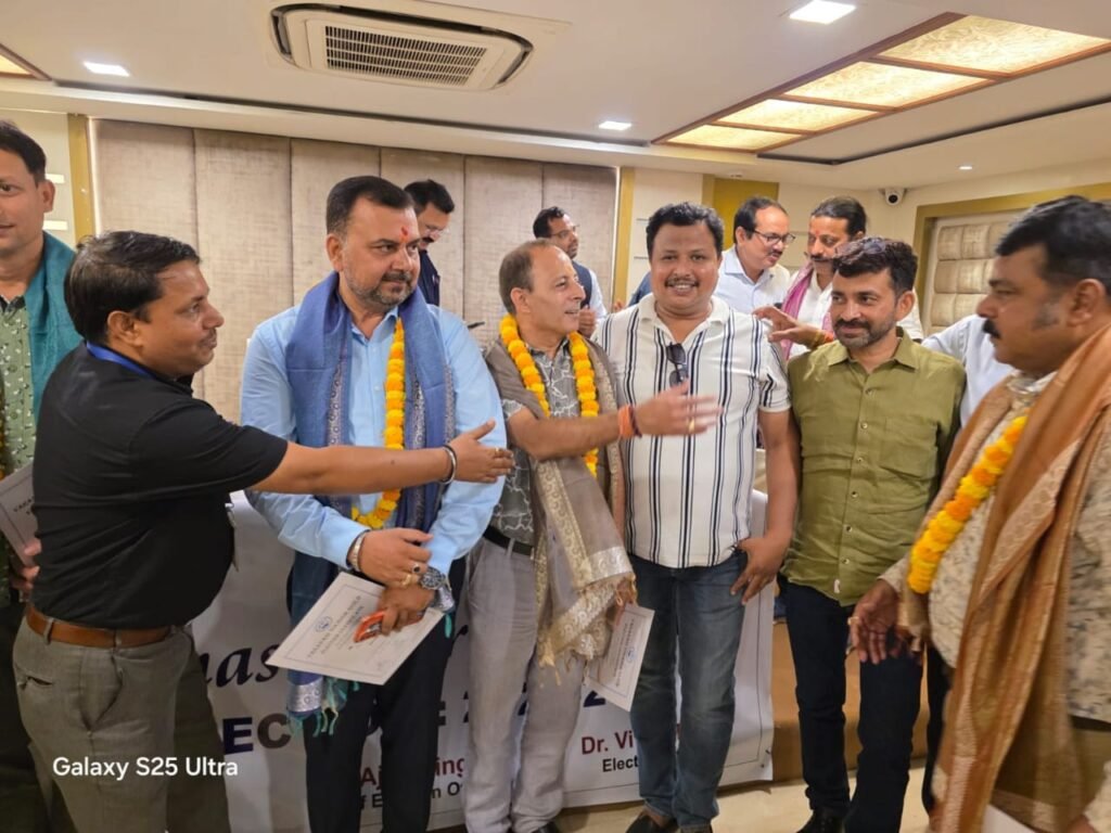 Election result and Certificate distribution of Varanasi Tourism Guild