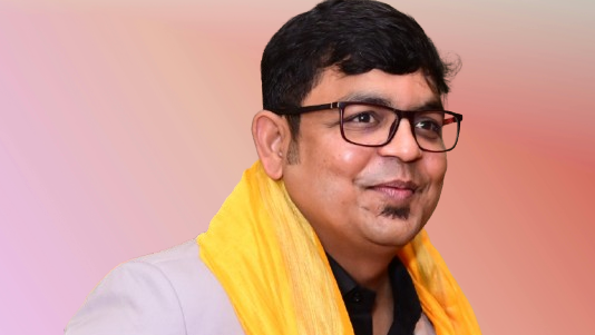 Sushil Kumar Tiwari, Hotel India Benares